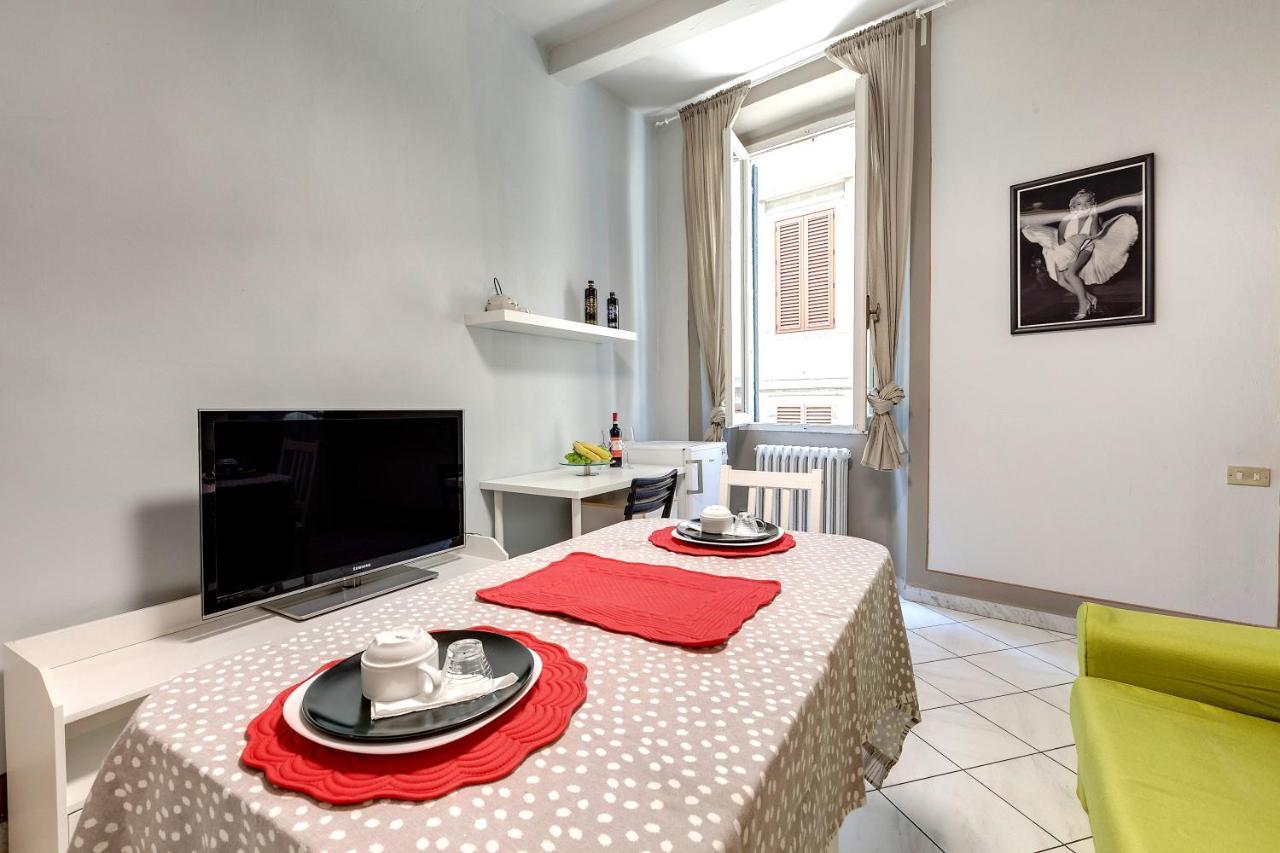 Magico Risveglio Agli Uffizi Apartment ฟลอเรนซ์ ภายนอก รูปภาพ
